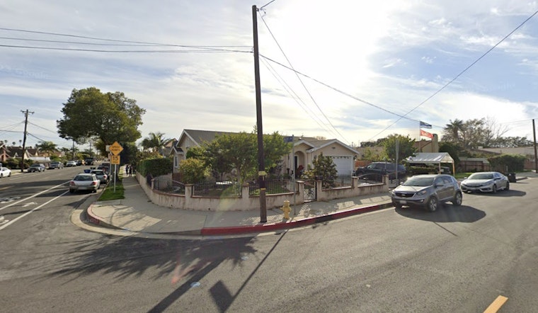 Los Angeles Firefighters Extinguish Wilmington House Fire in 16 Minutes, Saving 1927 Home