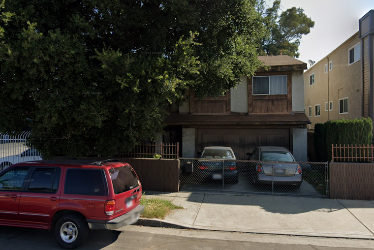 Los Angeles Firefighters Quickly Subdue Blaze in Highland Park Home, No Injuries Reported