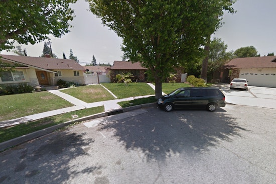 Los Angeles Firefighters Quickly Subdue Granada Hills House Fire, No Injuries Reported