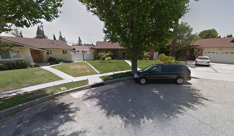Los Angeles Firefighters Quickly Subdue Granada Hills House Fire, No Injuries Reported