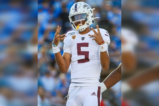 LSU Standout Jayden Daniels Touted as Atlanta Falcons' Top Pick to Revitalize Quarterback Position