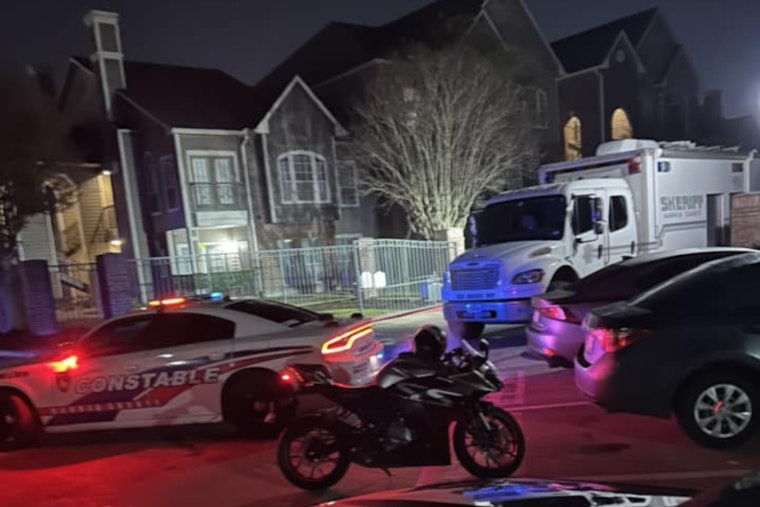 Man Firing at Deputies Arrested After Standoff at North Houston Apartment Complex