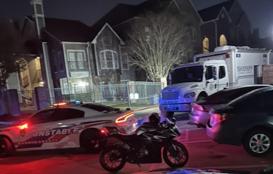 Man Firing at Deputies Arrested After Standoff at North Houston Apartment Complex