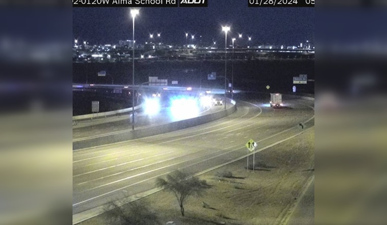 Man Found Dead in Vehicle on Loop 202 in Mesa, Spurring Investigation and Traffic Delays