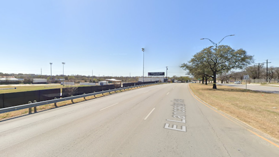 Man Injured in Stabbing on E. Lancaster Ave, Fort Worth Police Seek Suspect