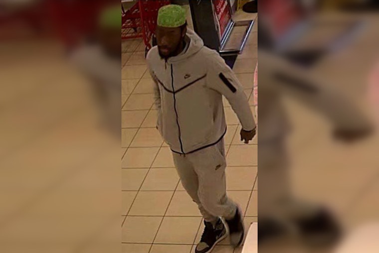Man Suspected of Stealing $6K Wedding Ring Set from JC Penney in Gwinnett County Sought by Police