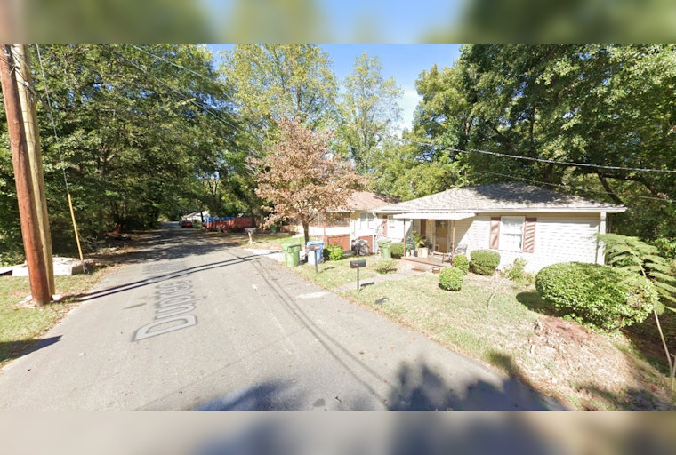 Man Wounded in Late-Night Drive-By Shooting in Atlanta, Suspects Sought by Police