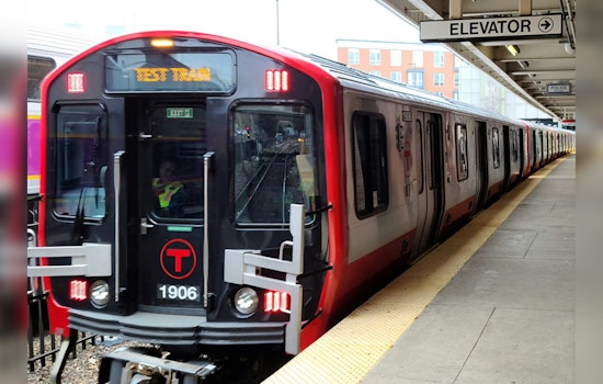 MBTA Implements Shuttle Service Amid Delays on Red Line Due to Downtown Crossing Smoke Incident