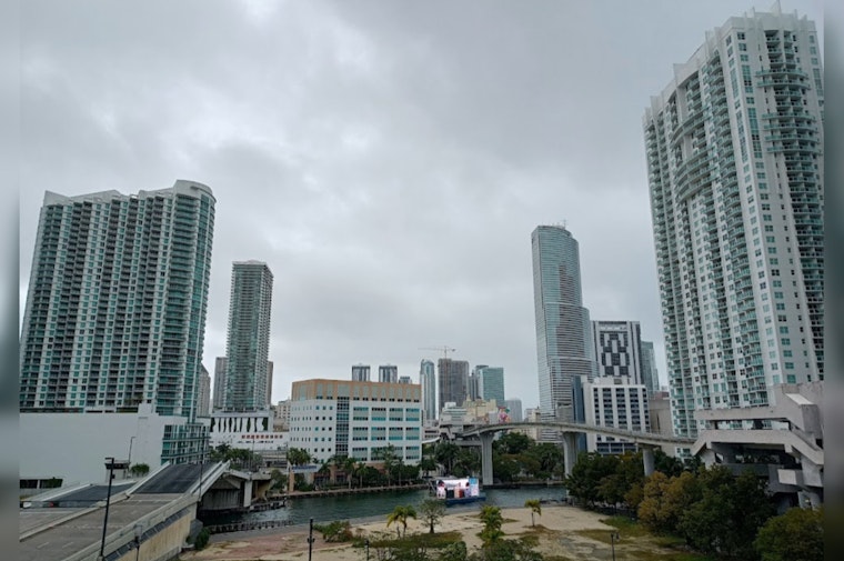Miami Awaits Mild Temperature Drop Before Weekend Warm-Up, Possible Showers