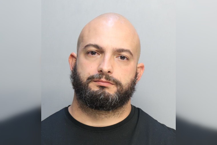 Miami-Dade Instacart Shopper Suspected of Assaulting Teen Publix Worker, Held Without Bond