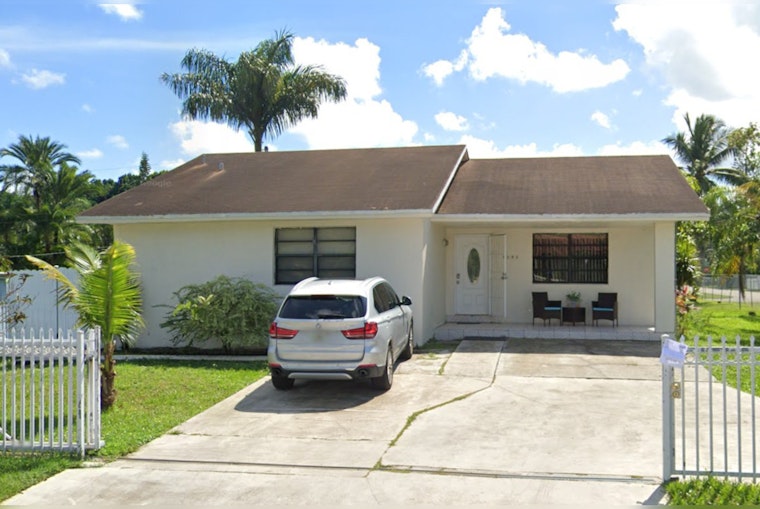 Miami-Dade Woman Accused of Operating Illegal Cosmetic Surgery Recovery Home