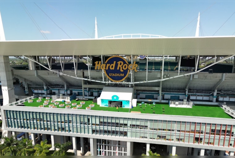 Miami Dolphins Eye AFC East Crown in High-Stakes Showdown Against Buffalo Bills at Hard Rock Stadium