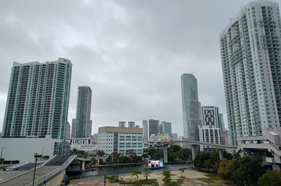 Miami Faces Weekend Weather Whiplash: Showers, Gusts, and a Temperature Tumble Ahead
