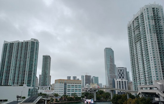 Miami Forecast, Umbrellas Advised as Showers Loom, Wind Gusts Expected to Intensify