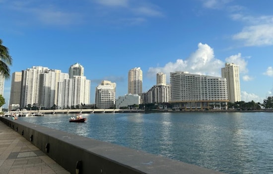 Miami Heatwave: City Enjoys Unseasonably Warm Winter Days, Flirting with the 80s
