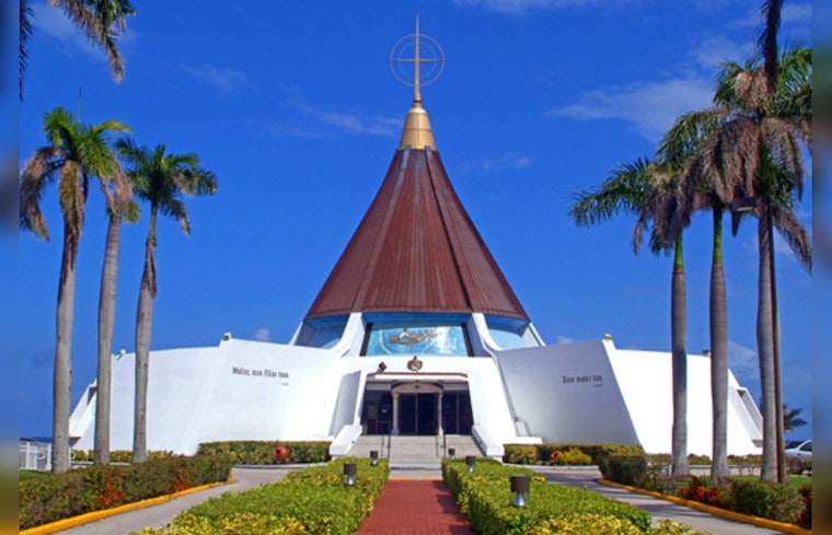 Miami's Our Lady of Charity National Shrine Celebrates Feast of the Three Kings with Family Festivities