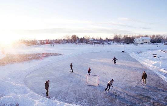 Minneapolis' Lake Nokomis Hosts Fierce Battles on Ice at 19th U.S. Pond Hockey Championships