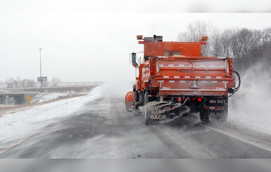 Minneapolis Neighborhoods Push Eco-Friendly Ice Melter to Protect Local Waters