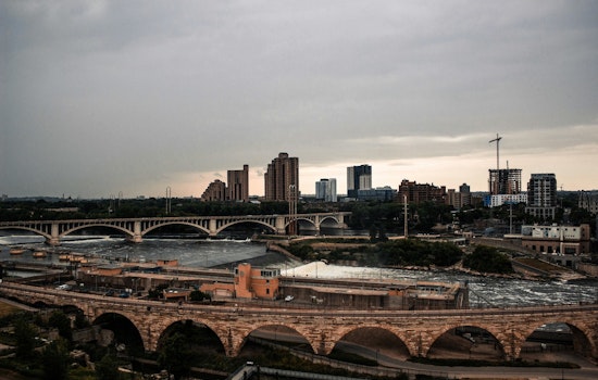 Minneapolis Weather: Drizzle Ends, Chilly Temps Continue as Residents Await Midweek Sun
