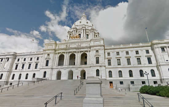 Minnesota State Patrol Salaries Lag Behind City Police Despite Increases, Legislative Auditor Report Finds