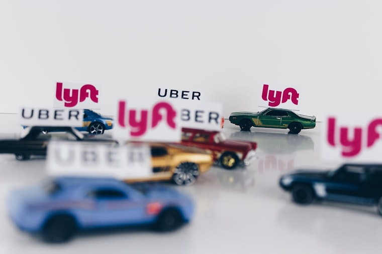 Minnesota Uber & Lyft Drivers Rally for Better Pay, Safety Amid Statewide Strike
