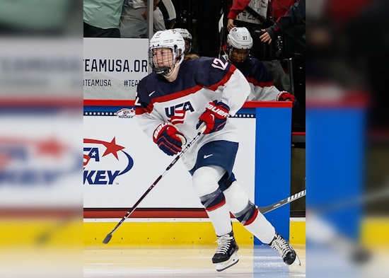 Minnesota Welcomes First Professional Women's Hockey Team with Enthusiasm and Local Pride