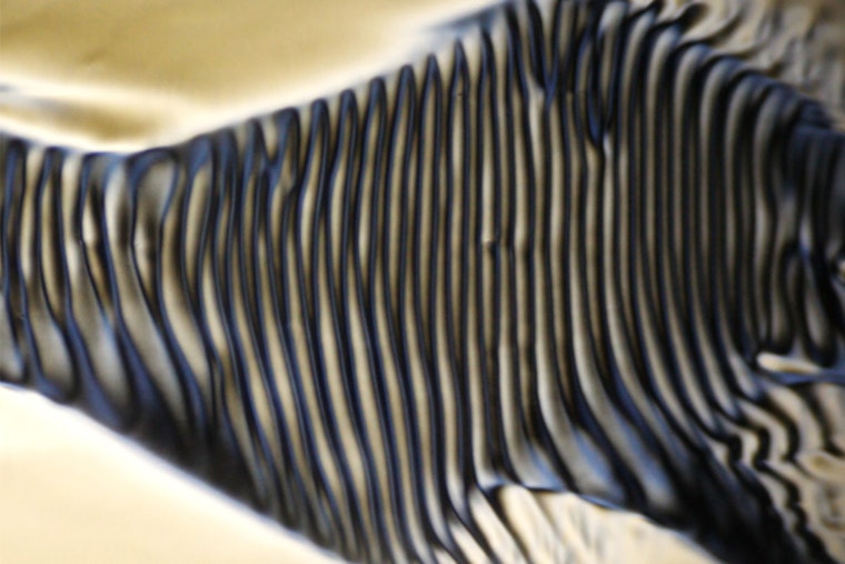 MIT Research Unveils Surprise Chirality in Flowing Liquid Crystals, Revolutionizing Material Design