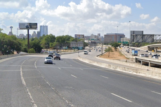 No Injuries in San Antonio I-10 Crash of Two 18-Wheelers Causing Major Traffic Disruption