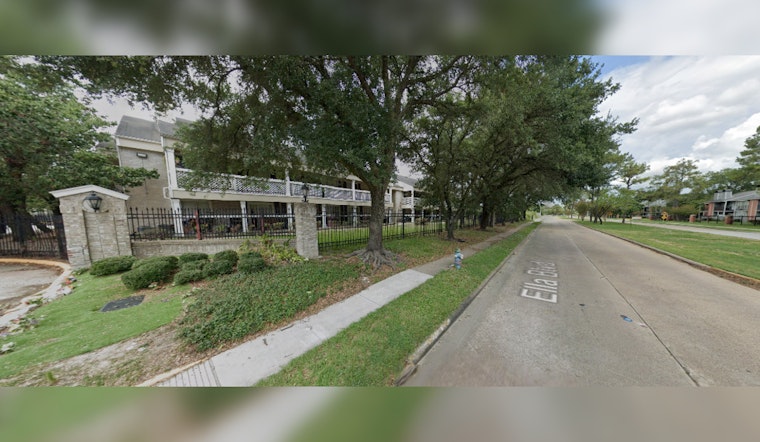 No Injuries Reported as Fire Destroys Up to 12 Units in Northwest Harris County Apartment Complex