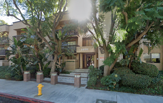 No Injuries Reported as Firefighters Douse Townhouse Blaze in Woodland Hills