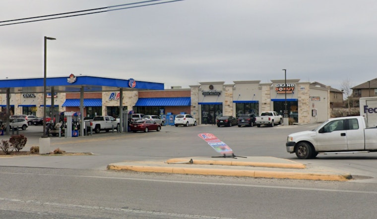 Officer Fires Weapon During Confrontation With Armed Suspects at Cibolo Gas Station