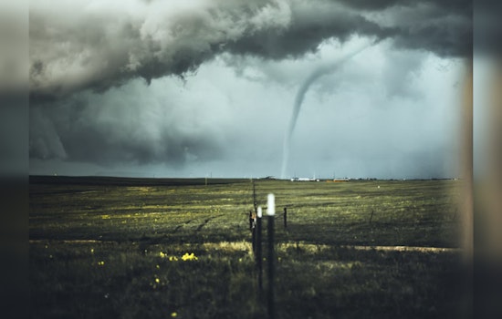 Onalaska, Texas on Edge as Tornado Warning Revives Memories of 2020 Tragedy Near Houston