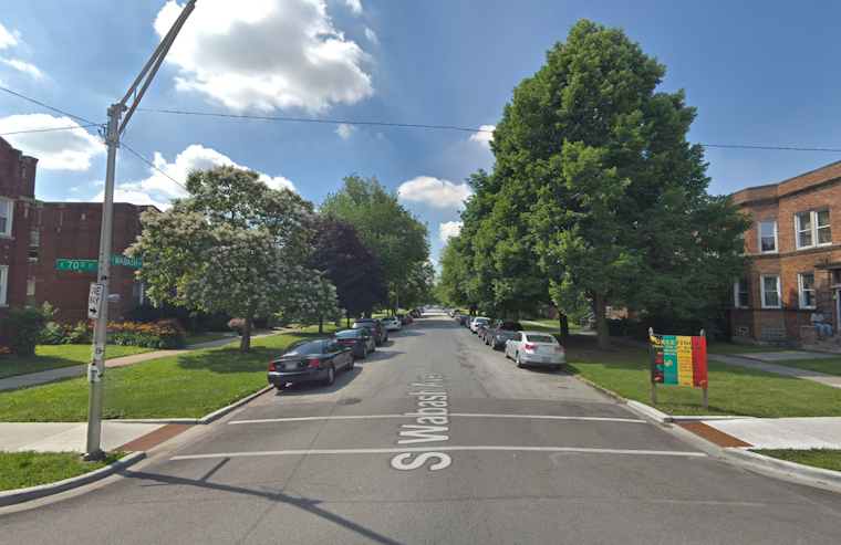 One Dead, Two Injured in New Year's Day Shooting at South Side Chicago Residence