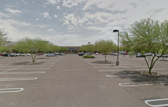 One Hospitalized, Suspect in Custody Following Shooting in Phoenix Mall Parking Lot