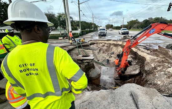 Ongoing Traffic Woes in Boynton Beach as Water Main Break Causes Large Sinkhole