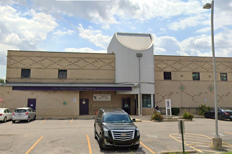Out-of-State Patients Flock to Illinois' Clinics Post-Roe Reversal