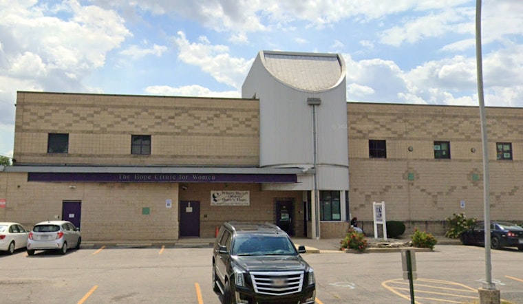 Out-of-State Patients Flock to Illinois' Clinics Post-Roe Reversal