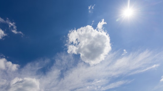 Phoenix Residents to Bask in Sunshine with Mild Temperatures, Clear Skies Ahead