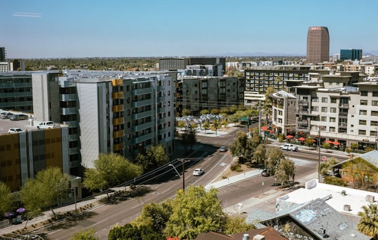 Phoenix to Experience Sunny Days, Potential Rains, and Breezy Conditions Ahead
