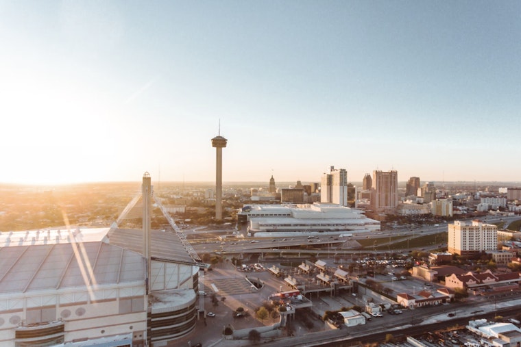 Phoenix Weather Rollercoaster, From Showers to Sunshine, Week Ahead Mixes Rain and Rising Temp