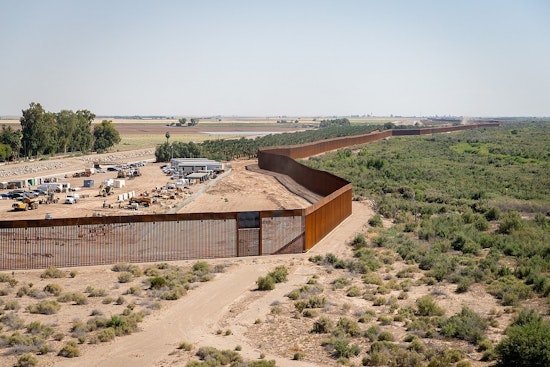 Political Tensions Escalate as Trump Criticizes Nikki Haley Over Border Wall, Texas Gov. Abbott Defies Supreme Court Ruling