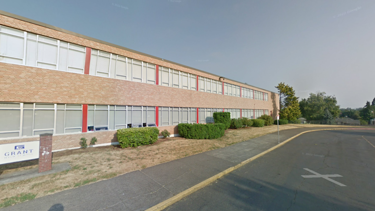Portland School Staff Union Flexes Muscle with "Practice Picket" Ahead of Potential Strike