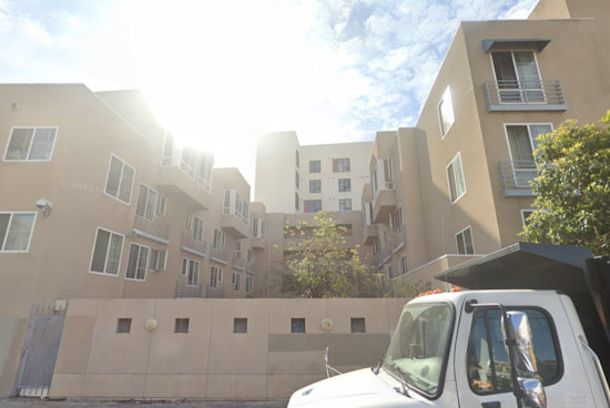Prompt LAFD Response Extinguishes Downtown LA Apartment Fire, Man Critically Injured