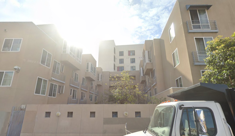 Prompt LAFD Response Extinguishes Downtown LA Apartment Fire, Man Critically Injured