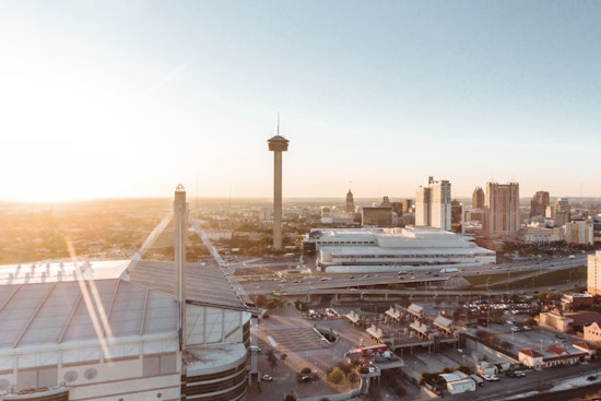 San Antonio Basks in Sunshine with Calm Breezes Following Cloudy Start, Comfortable Week Ahead