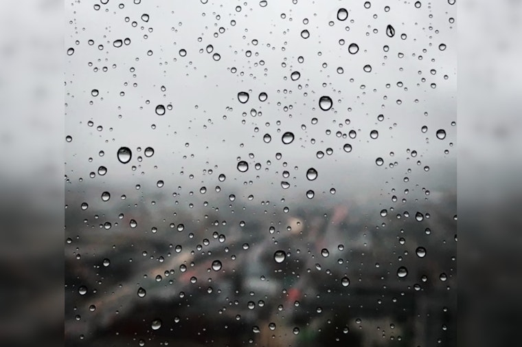 San Antonio Braces for High Winds and Showers, with Potential Power Outages and Weather Shifts Ahead