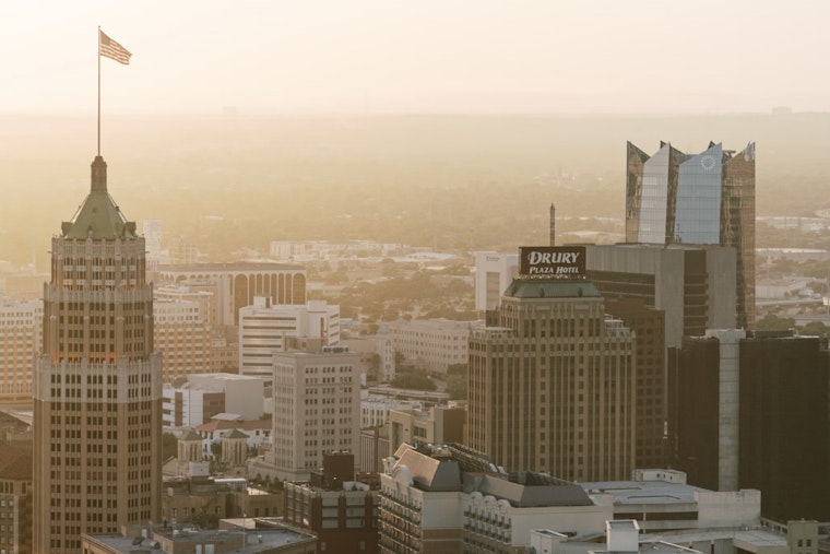 San Antonio Braces for Weather Whiplash, From Sunny Skies to Thunderstorm Risks