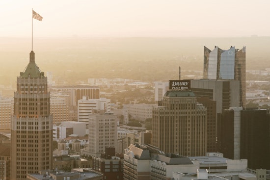 San Antonio Braces for Weather Whiplash, From Sunny Skies to Thunderstorm Risks
