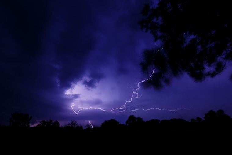 San Antonio expects varied Weather with Rain, Thunderstorms, Fog, and then Sunny skies