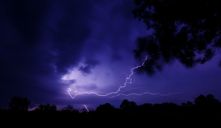 San Antonio expects varied Weather with Rain, Thunderstorms, Fog, and then Sunny skies